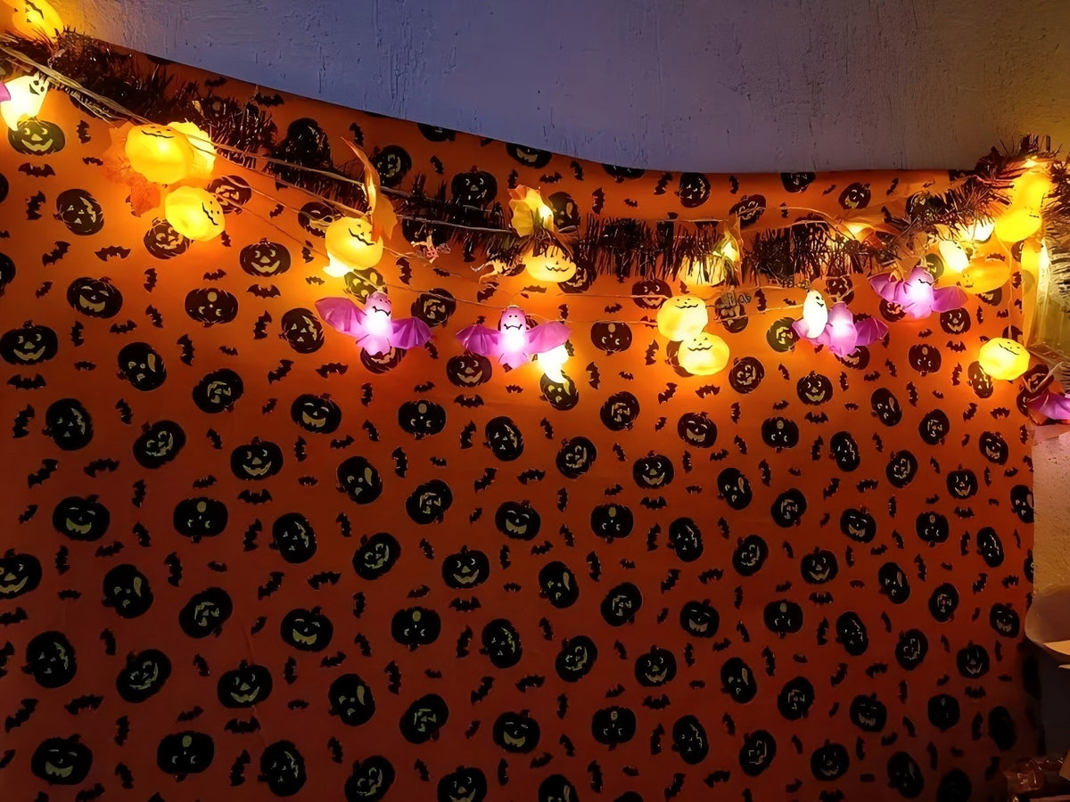 ZOEYKIMLO Halloween String Lights with Pumpkin, Bat, 10Ft 20 LED Battery Operated with 8 Modes Timer for Home Porch Fence Party Halloween Decoration, 2 Pack